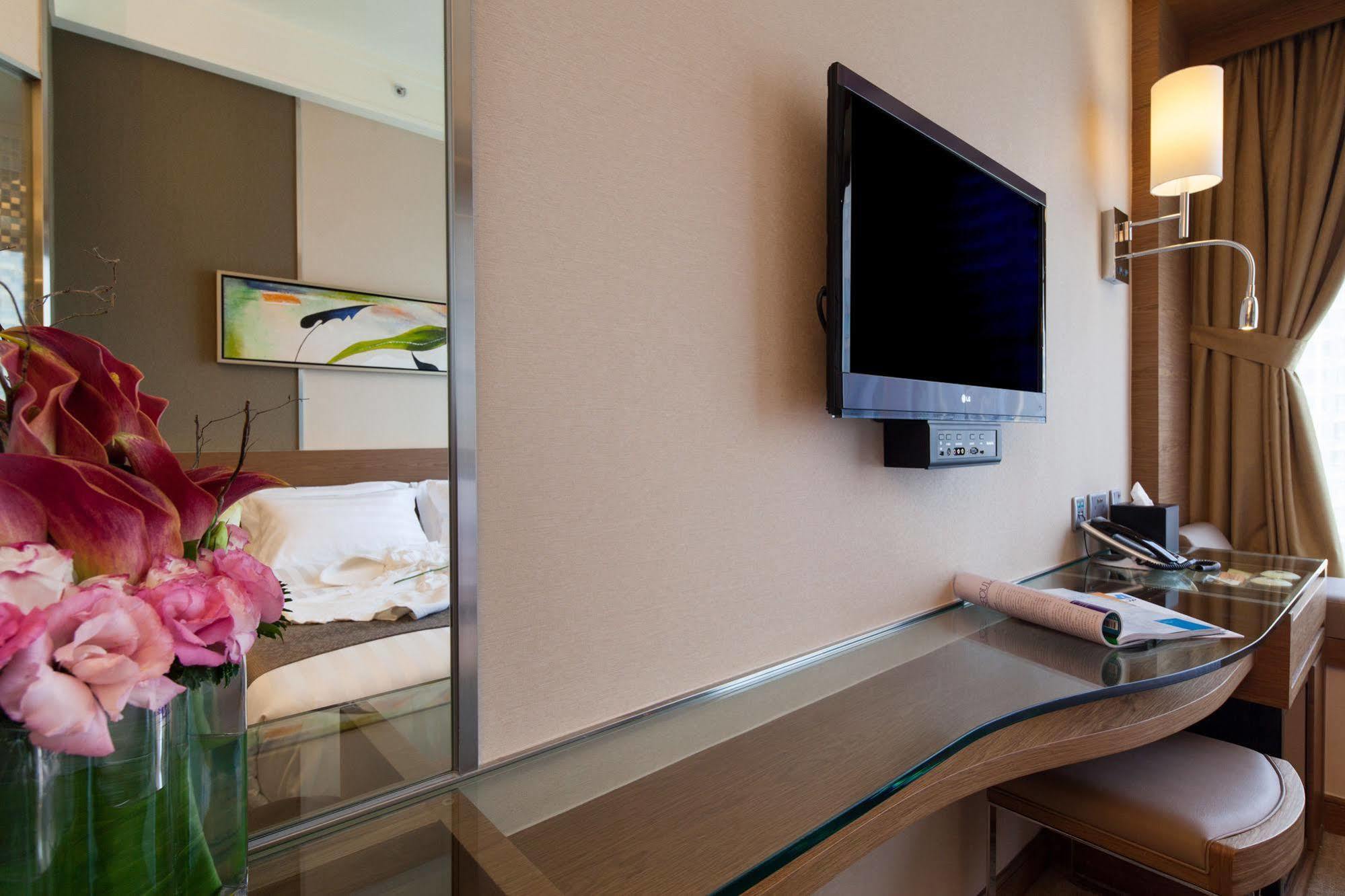 Rosedale Hotel Kowloon Гонконг Экстерьер фото
