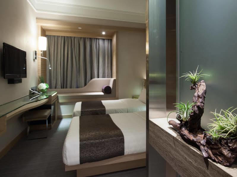 Rosedale Hotel Kowloon Гонконг Экстерьер фото