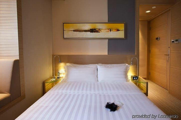 Rosedale Hotel Kowloon Гонконг Экстерьер фото